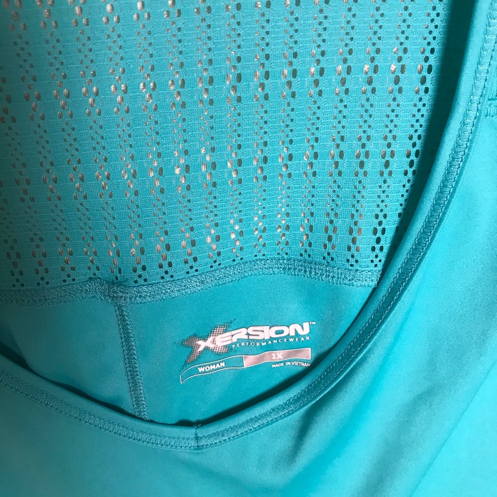 Xersion exercise top - Picture 3 of 3